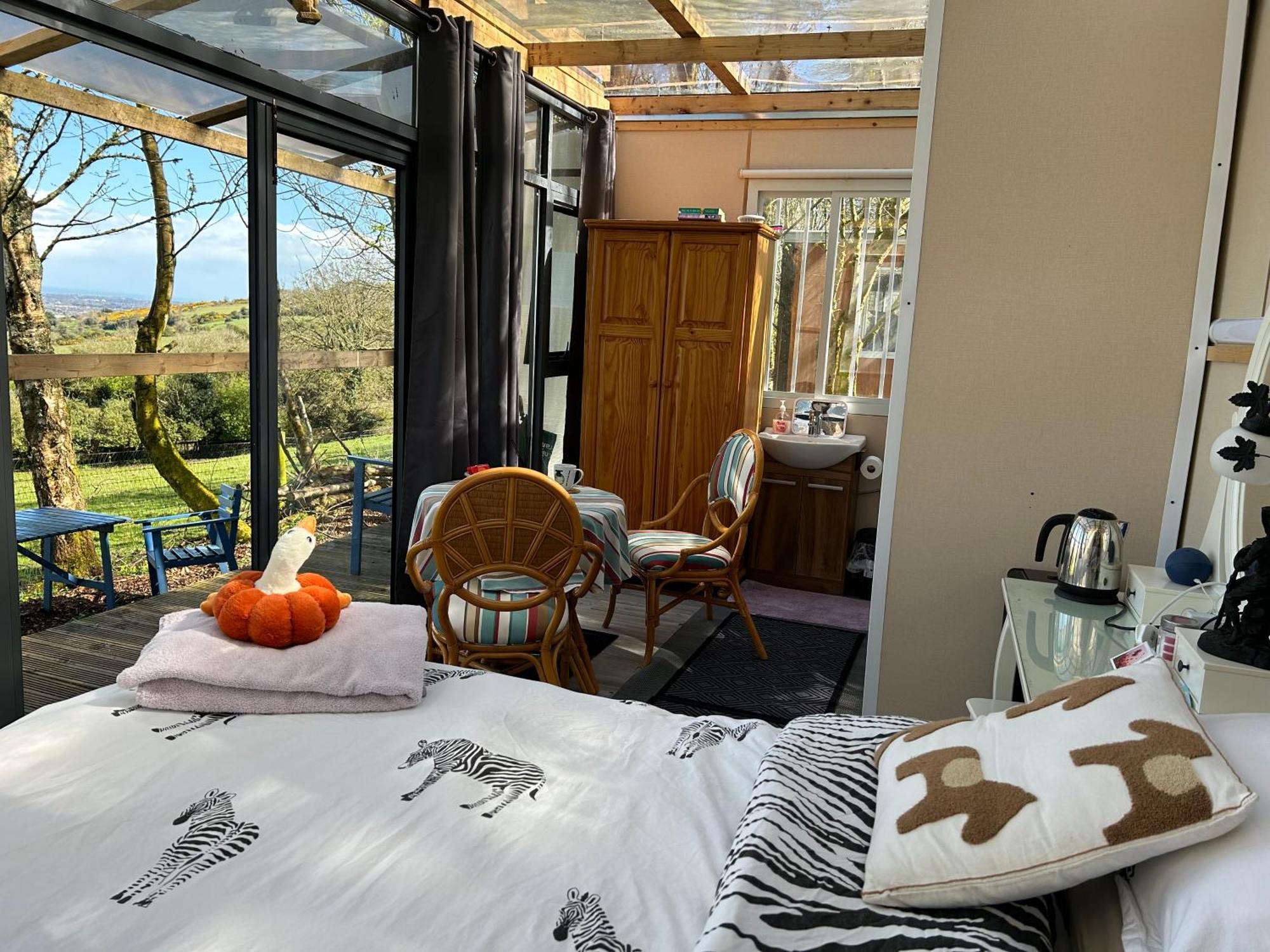 Sky Gazer Cabin In The Woods Dublin Eksteriør bilde